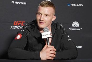 Iwo Baraniewski explique comment ses lowkicks ont terrassé Junior Tafa | UFC Fight Night 278