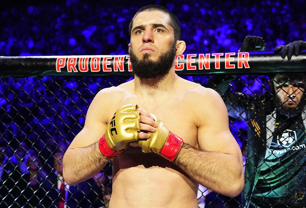 UFC 330 : Islam Makhachev critique le style d'Ian Machado Garry et promet de le surclasser au sol