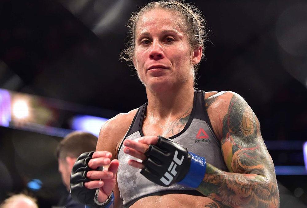 Pionnière de l'UFC, Liz Carmouche réclame plus de catégories de poids pour le MMA féminin