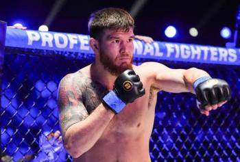 PFL Austin : Johnny Eblen s'en prend à Costello van Steenis après son forfait