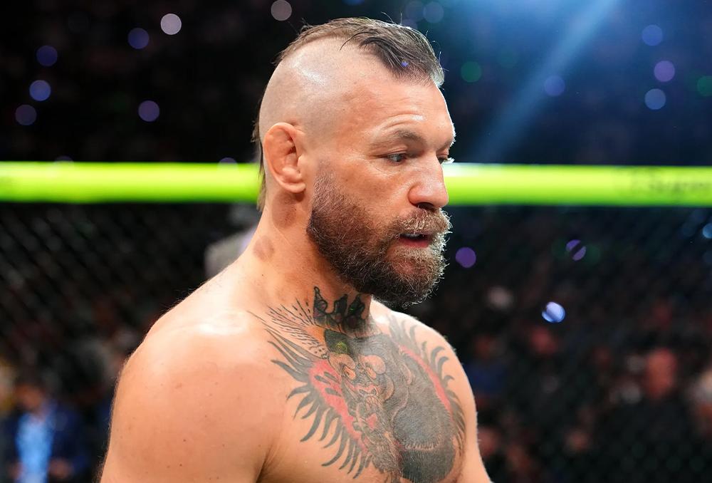 Conor McGregor s'inspire de Dominick Cruz après son opération du genou : « Mon état d'esprit est inarrêtable »
