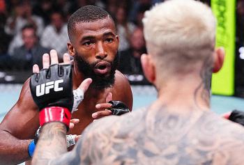 UFC Paris : Salahdine Parnasse démolit Dan Hooker par TKO au premier round du main event