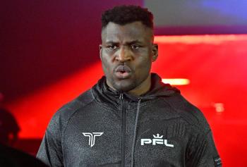 Francis Ngannou réplique sèchement à Dana White « Tu dois accepter cette défaite »