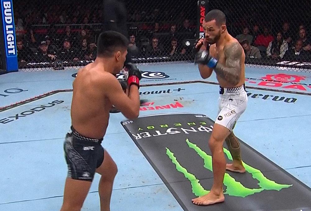 Noche UFC : David Martinez enchaîne un quatrième succès face à l'expérimenté Dan Ige