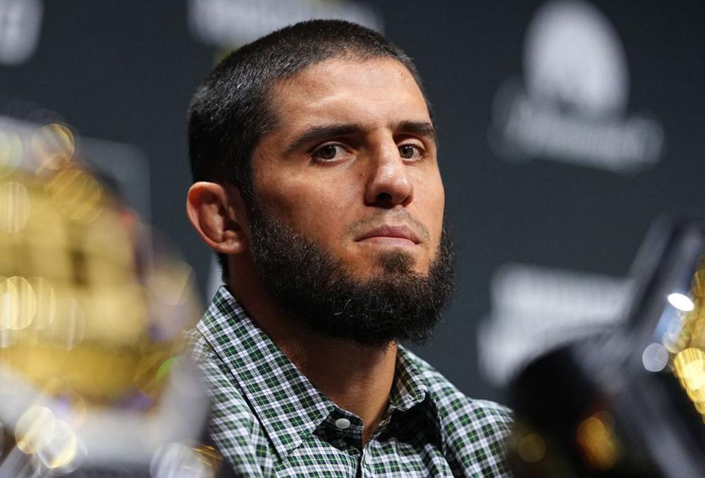 UFC : Islam Makhachev livre son regard sur les prétendants au titre chez les poids mi-moyens