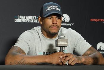 DWCS 92 : Igor Cavalcanti dédie son contrat à son père et postule pour l'UFC 331