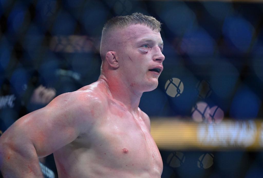 UFC 331 : Iwo Baraniewski réagit avec maturité à sa première défaite en carrière face à Alonzo Menifield