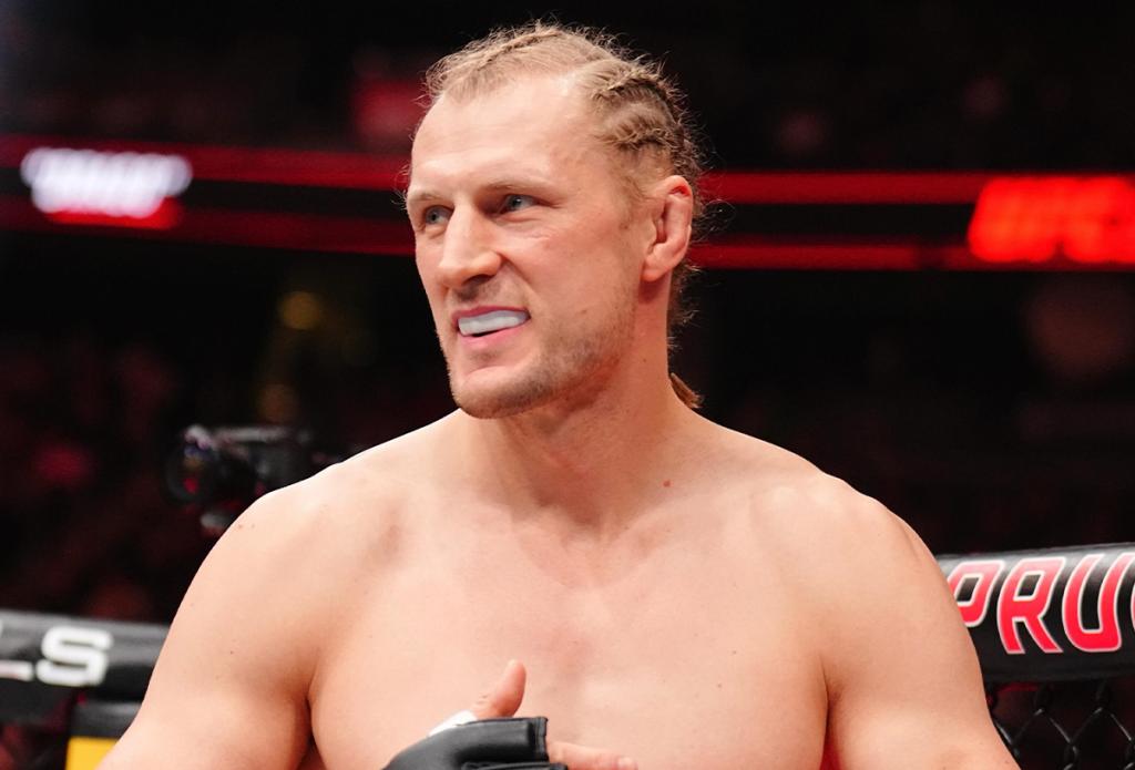 UFC 334 : Alexander Volkov se paie la tête de Josh Hokit et de l'UFC après l'annonce du combat face à Ciryl Gane