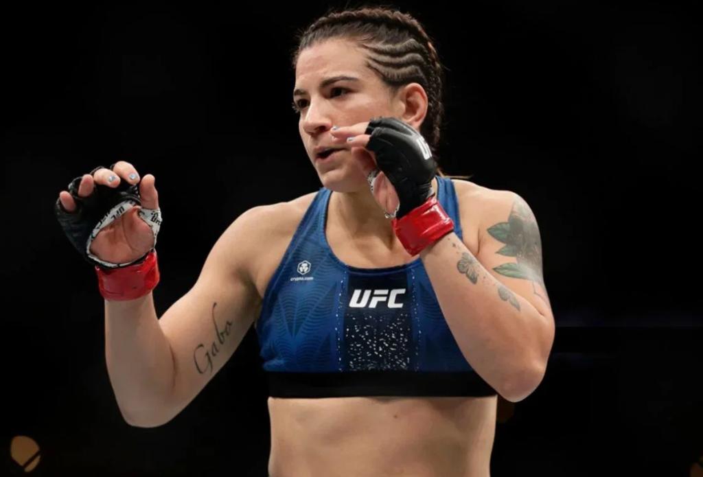 UFC Fight Night 289 : Ailin Perez règle ses comptes de façon virulente avec Norma Dumont après sa victoire controversée