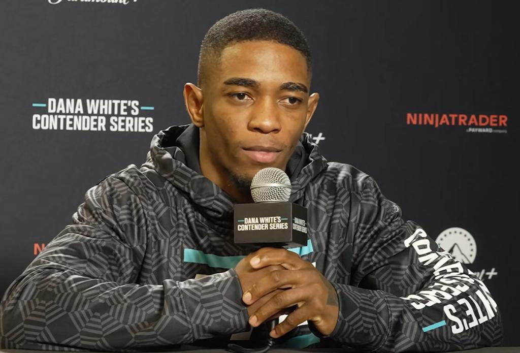 DWCS 95 : « J'ai mis du temps à arriver, je vais prendre mon temps pour y rester » : Roque Conceicao prévient l'UFC