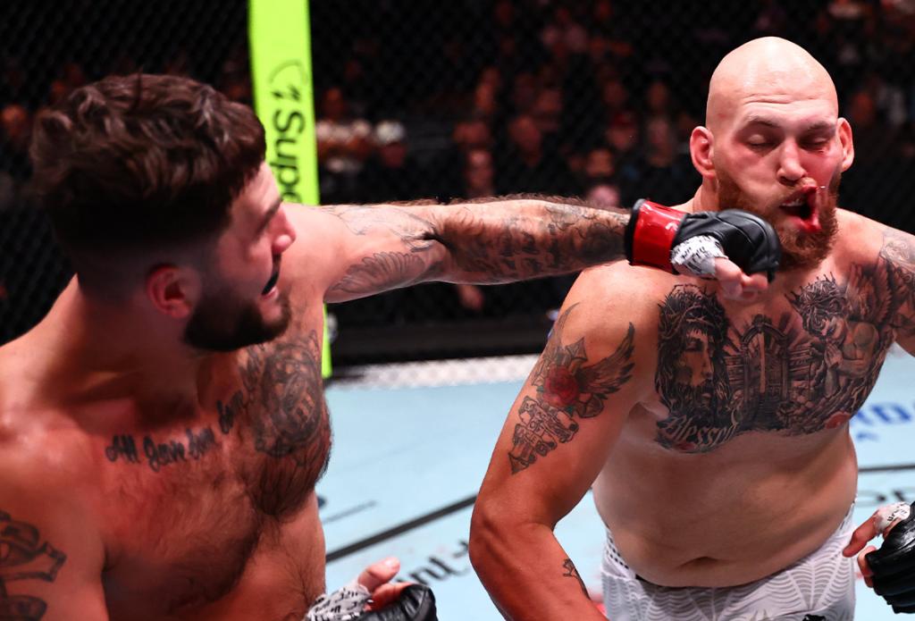 UFC Fight Night 290 : Allen Frye Jr. bat RJ Harris par TKO au premier round