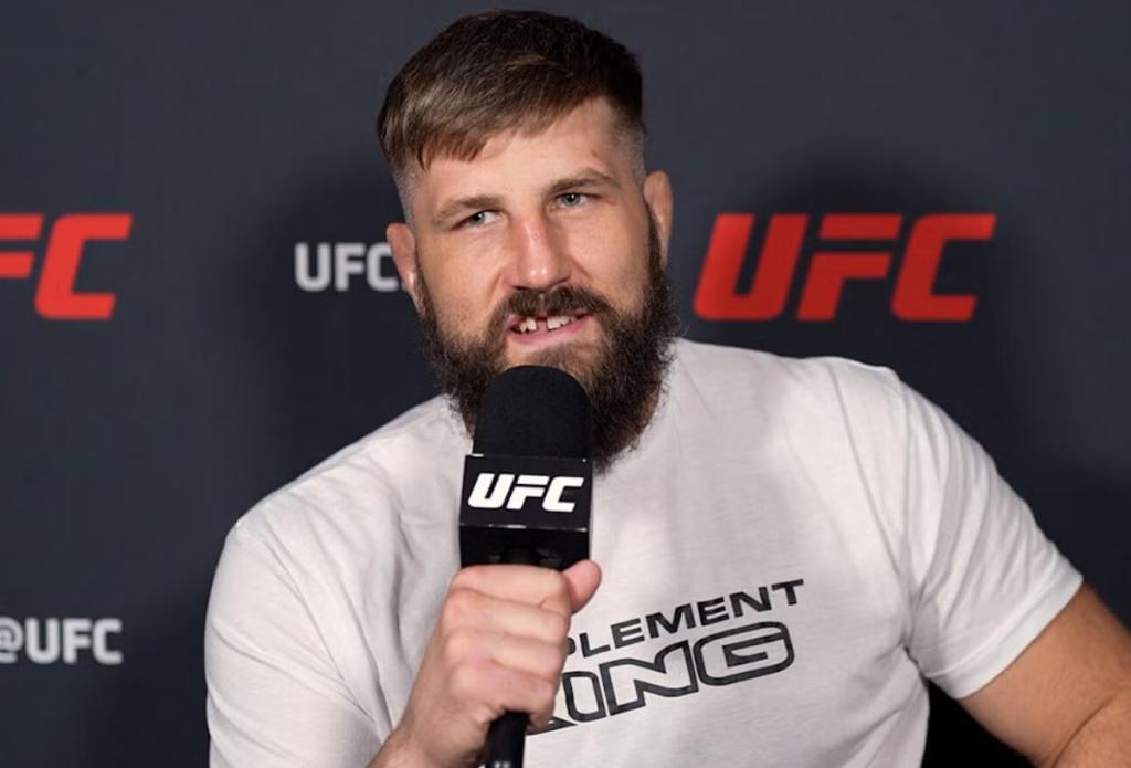 UFC Fight Night 291 : Tanner Boser annonce la couleur face à Jhonata Diniz « Quelqu'un va s'endormir dans la cage »