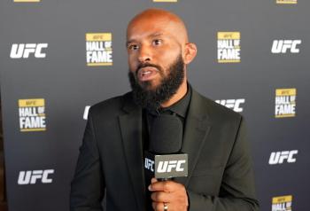 Demetrious Johnson dénonce les méthodes de l'UFC après les récents départs : « Ce sont des hypocrites »
