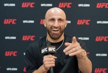 UFC 333 : Alexander Volkanovski cible ses prochains adversaires potentiels chez les poids plumes