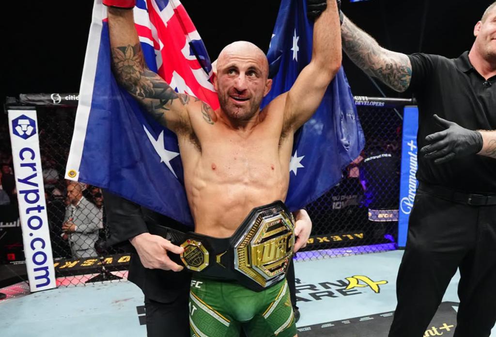 Alexander Volkanovski réclame un superfight contre Justin Gaethje pour son combat d'adieu