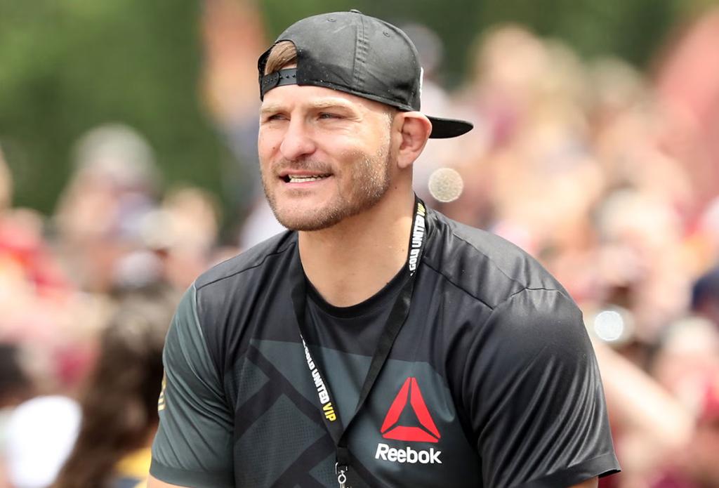 Stipe Miocic voit Alex Pereira s'emparer de la ceinture des poids lourds