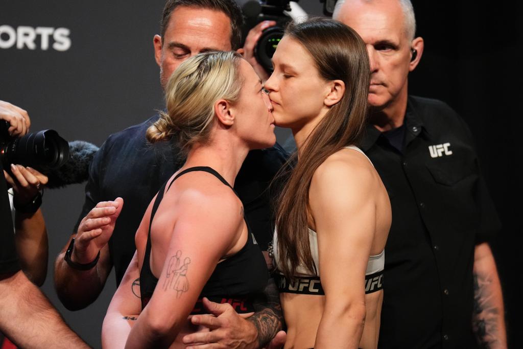 UFC on ESPN+ 82 - Molly McCann vs Julija Stoliarenko