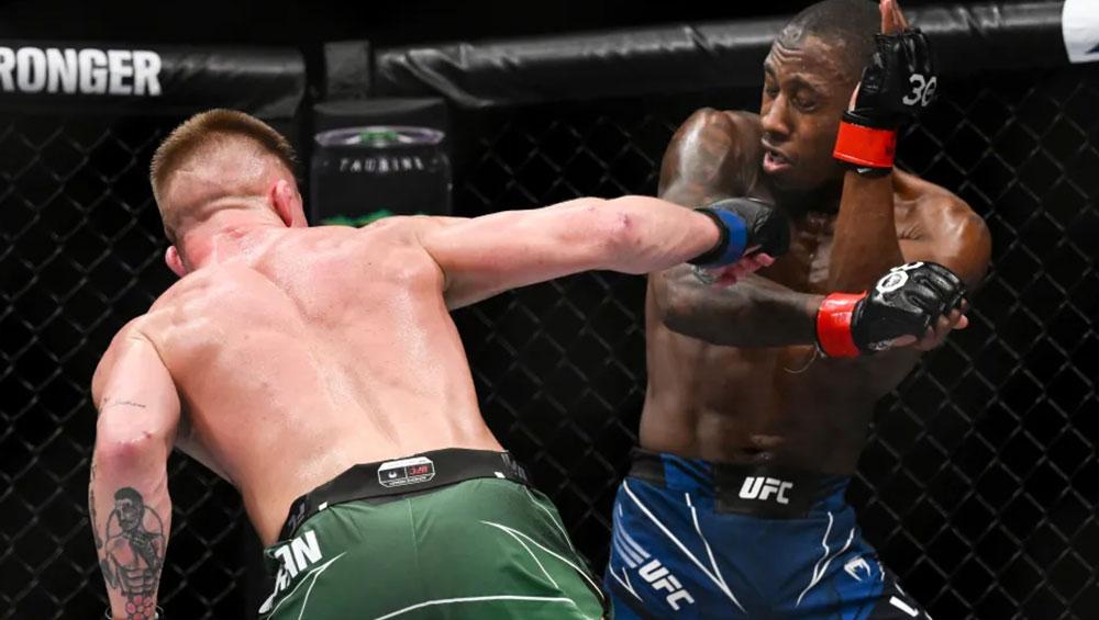 Taylor Laupilus bat Caolán Loughran par décision unanime | UFC Paris