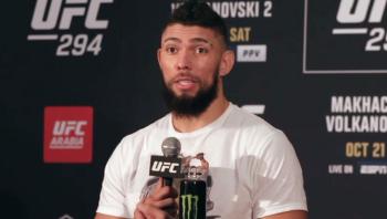 Johnny Walker pense que Magomed Ankalaev doit faire preuve de plus de présence pour promouvoir son combat | UFC 294