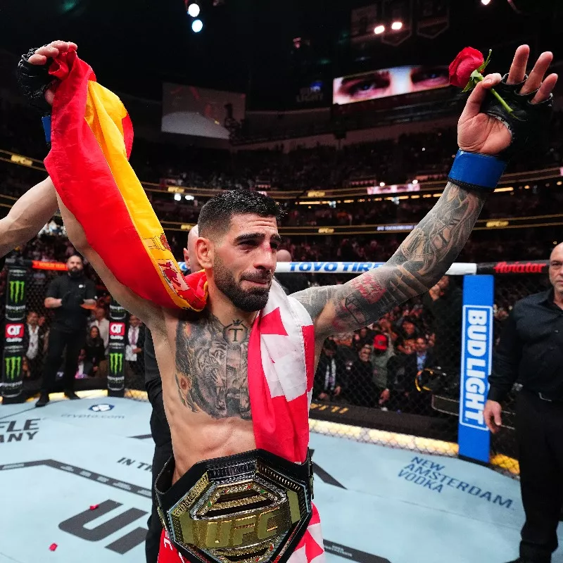 Main Event : Ilia Topuria met fin au règne d'Alexander Volkanovski par un KO retentissant | UFC 298