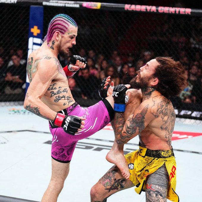 Sean O'Malley conserve son titre avec panache contre Marlon Vera | UFC 299