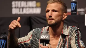 T.J. Dillashaw : Cory Sandhagen sera champion de l'UFC s'il bat Umar Nurmagomedov