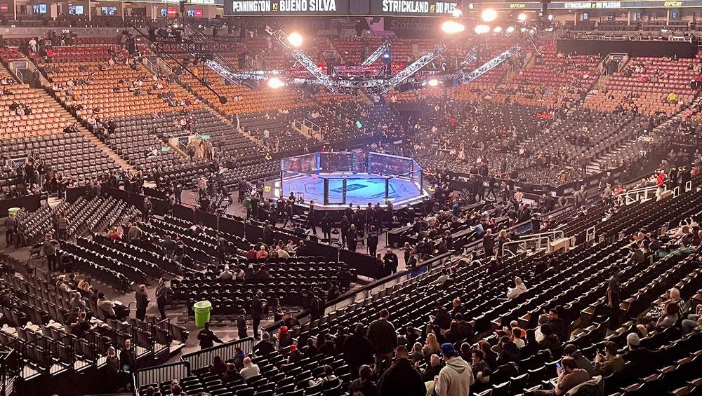 Pourquoi l’UFC a Choisi l’Octogone : Sécurité et Spectacle