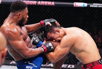 Oumar Sy bat Da Woon Jung par décision unanime (30-27, 30-27, 30-27) | UFC Paris 3