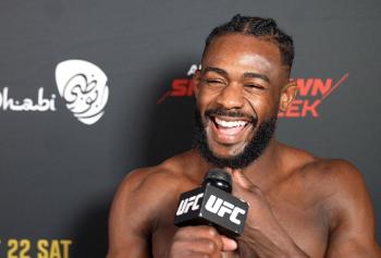 Aljamain Sterling réagit au placement de son combat en carte préliminaire de l’UFC 310