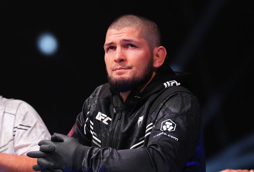 Khabib Nurmagomedov affirme avoir été injustement retiré d'un vol Frontier Airlines