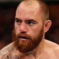 Travis Browne Hapa