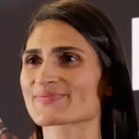 Aline Pereira 