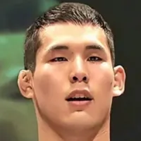 Yi Sak Lee The Tank