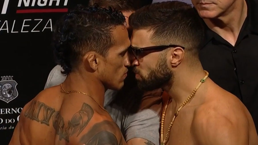 Charles Oliveira contre David Teymur