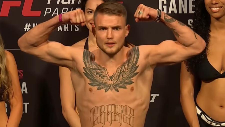 UFC Paris - William Gomis contre Jarno Errens