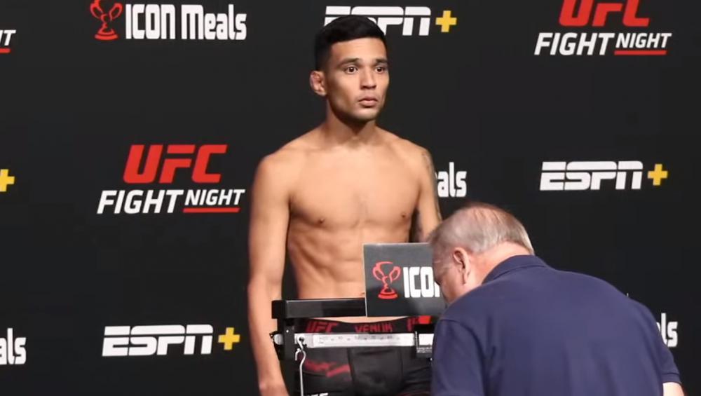 UFC on ESPN+ 71 - Christian Rodriguez vs Joshua Weems