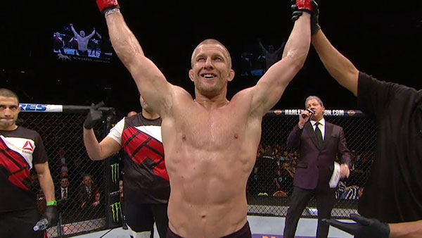 Misha Cirkunov contre Alex Nicholson