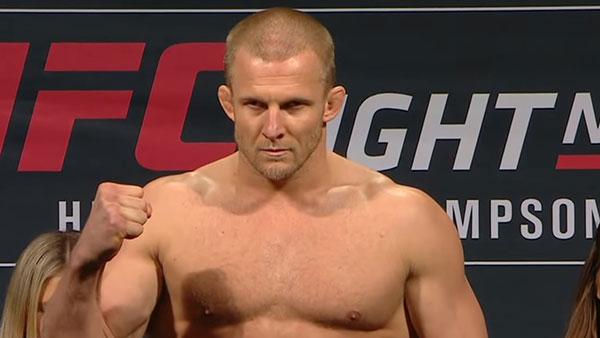 Misha Cirkunov contre Alex Nicholson