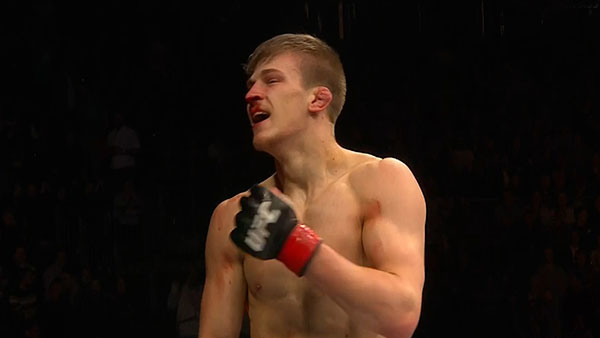 Arnold Allen contre Yaotzin Meza