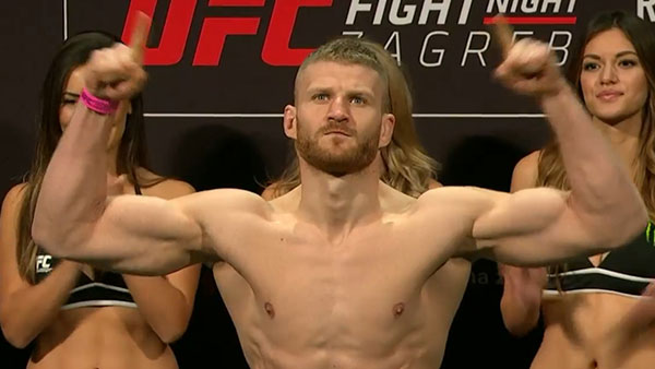 Jan Blachowicz contre Igor Pokrajac