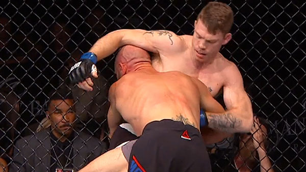 Josh Burkman contre Paul Felder