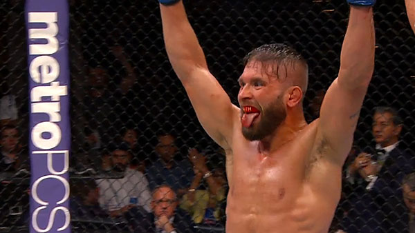 Renan Barao contre Jeremy Stephens