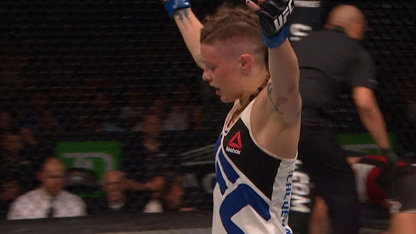 Valerie Letourneau contre Joanne Calderwood