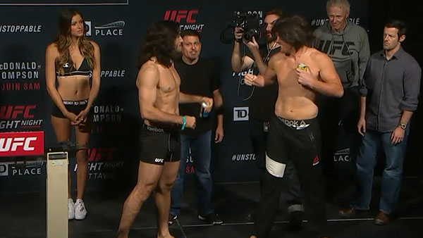 Elias Theodorou contre Sam Alvey