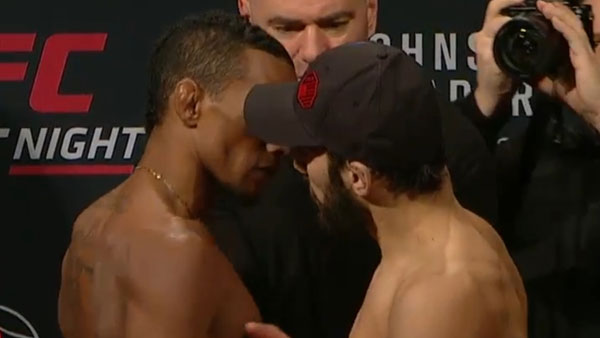 Iuri Alcantara contre Jimmie Rivera