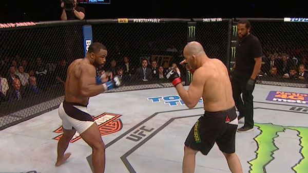 Rashad Evans contre Glover Teixeira