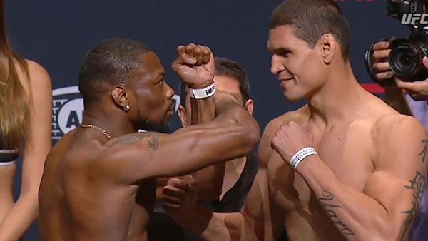 Cezar Ferreira contre Oluwale Bamgbose