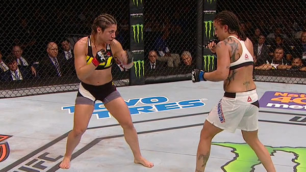 Bethe Correia contre Raquel Pennington