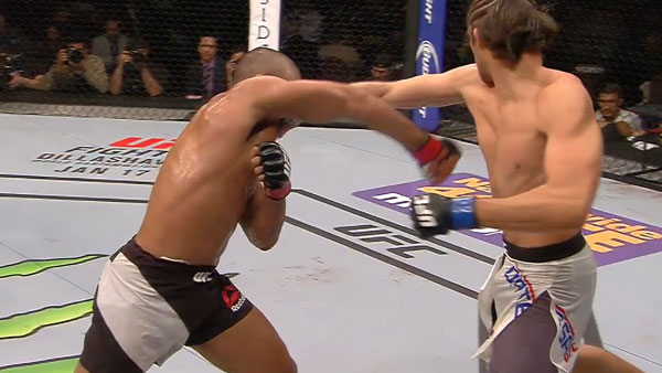 Brian Ortega contre Diego Brandao