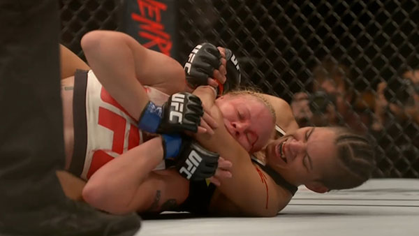 Amanda Nunes contre Valentina Shevchenko